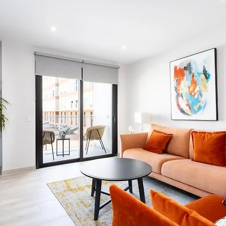 Apartman New 140m2 Loft-style Flat At Town Heart, 3 Beaches Close Casa Leon
