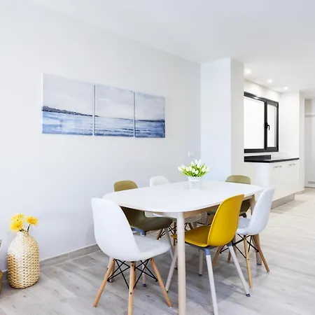 Apartman New 140m2 Loft-style Flat At Town Heart, 3 Beaches Close Casa Leon *