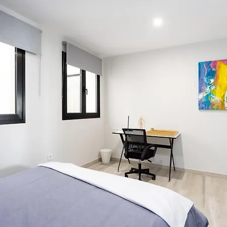 Daire New 140m2 Loft-style Flat At Town Heart, 3 Beaches Close Casa Leon *