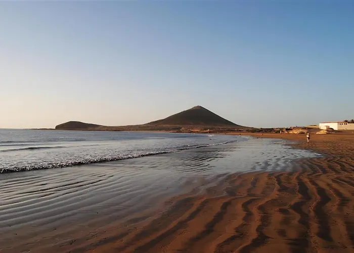 Lägenhet New 140m2 Loft-style Flat At Town Heart, 3 Beaches Close Casa Leon *