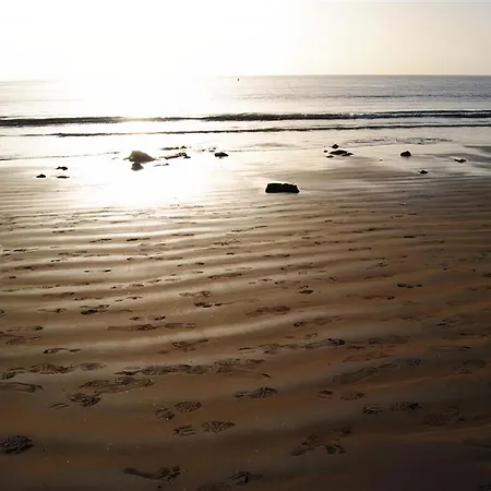 Appartamento New 140m2 Loft-style Flat At Town Heart, 3 Beaches Close Casa Leon *