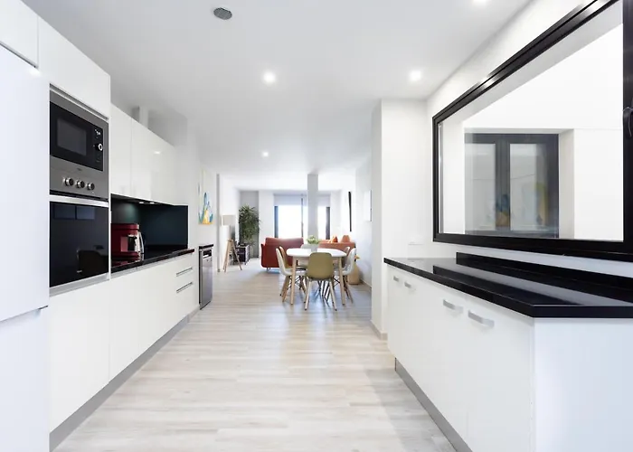 New 140m2 Loft-style Flat At Town Heart, 3 Beaches Close Casa Leon * El Médano